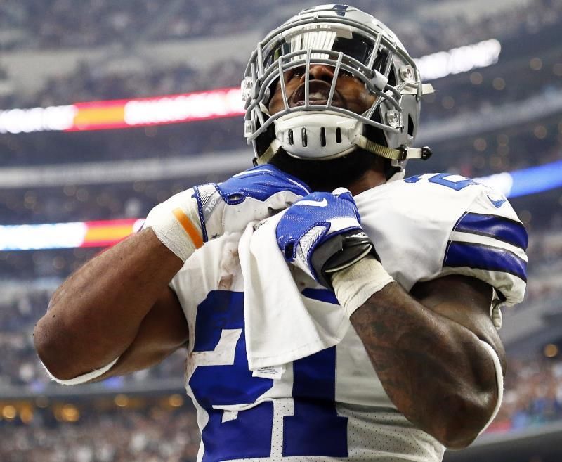 36-28. Elliott y Prescott se combinan en el triunfo de los Cowboys ante los Panthers