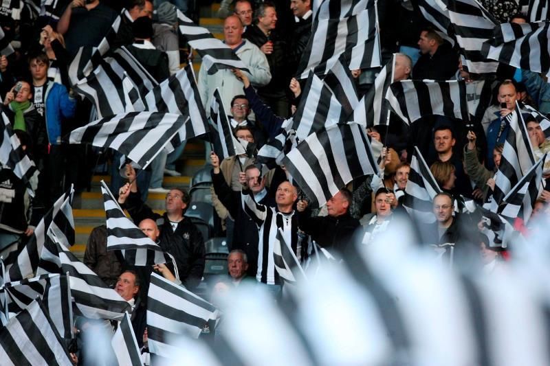 Fondo saudí cierra la venta y adquiere el 100% del Newcastle United
