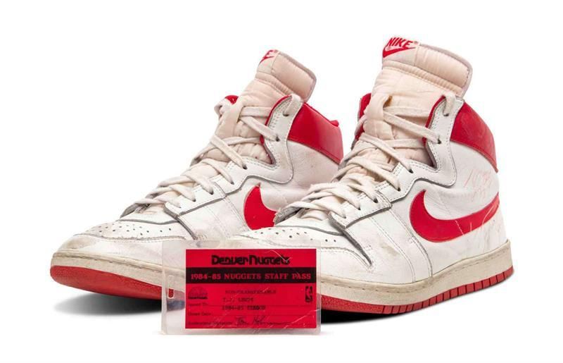 Sotheby's subastará unas zapatillas de Michael Jordan valoradas en 1,5 millones de dólares