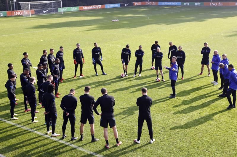 Van Gaal: "Cuando va mal, la gente del Barça siempre mira a los extranjeros"