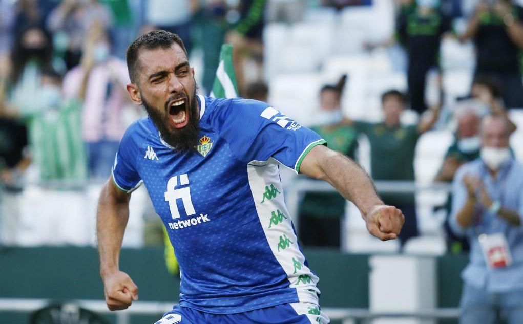 El Borja Iglesias más sincero: la dura vida del '9', la competencia en el Betis, críticas, salud mental...