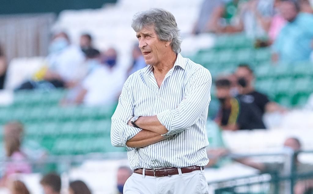 Pellegrini, incansable, marca récords con su Betis