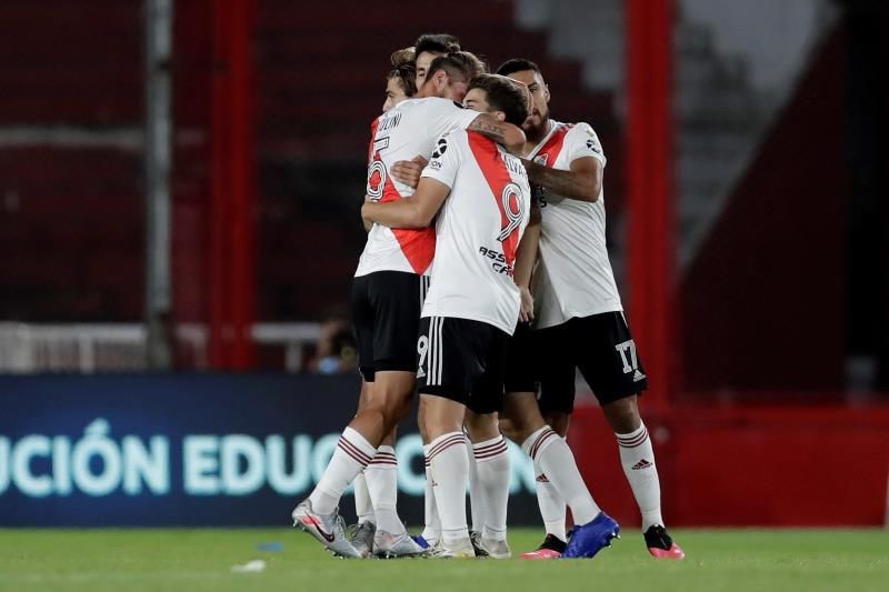 River Plate y Talleres miden sus fuerzas en la "final" por la Liga argentina