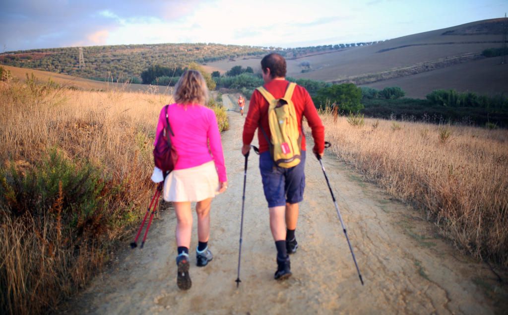 Nuevas plazas para salir de senderismo con la US