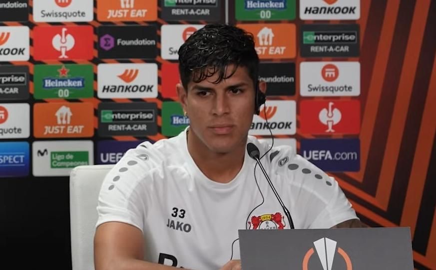 Hincapié, ante el que pudo ser su equipo: "Estoy al 100%, al máximo"