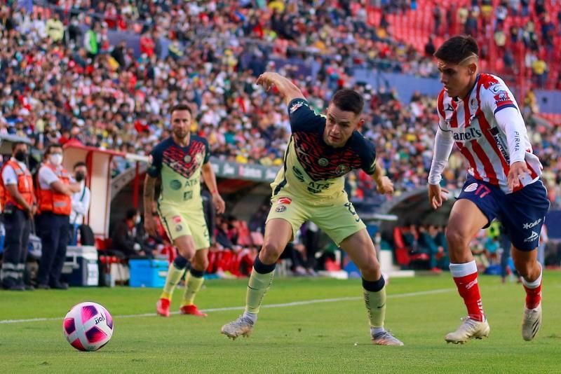 El centrocamista español Fidalgo emerge como hombre gol del América de Solari