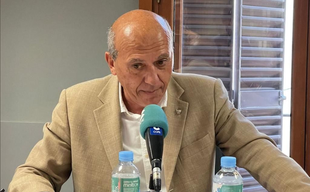 Del Nido habla de un club "arruinado", de su vuelta al Sevilla FC, del pacto de estabilidad, de los americanos...