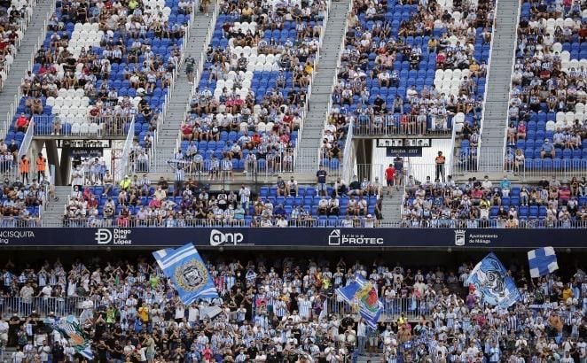 El Málaga anuncia que el lunes 25 se dará de baja a los abonados no renovados
