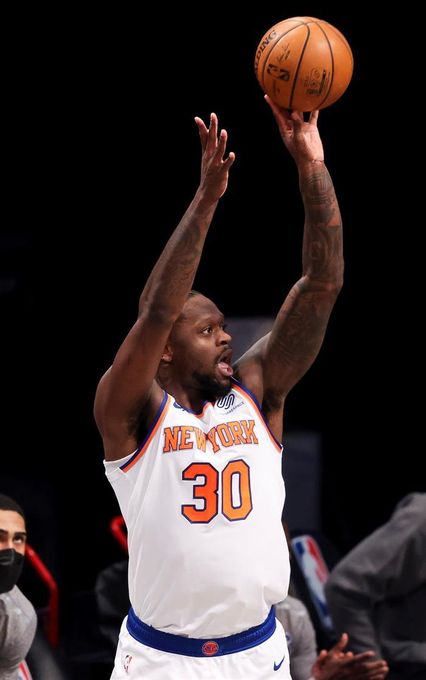 96-121. Randle y los Knicks logran su primera marca de 2-0 desde el 2012