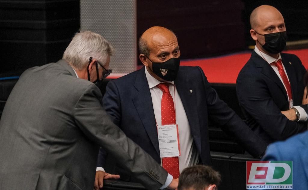 Del Nido: "Me dieron un mando sin pilas, no podía darle al botón, pero gobernaré el Sevilla FC sí o sí"
