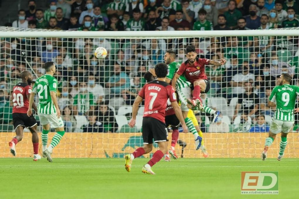 Valencia CF - Villarreal CF: Máxima urgencia (previa y posibles onces)