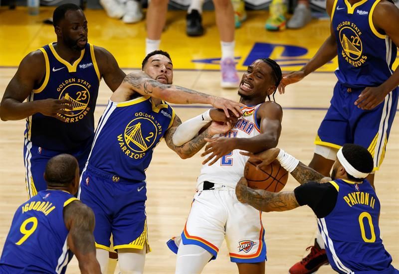 103-92. Curry lidera a los Warriors, que siguen dominando a los Thunder