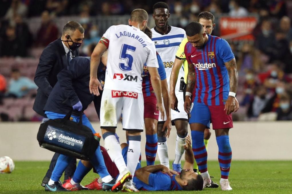 Agüero estará, como mínimo, tres meses de baja