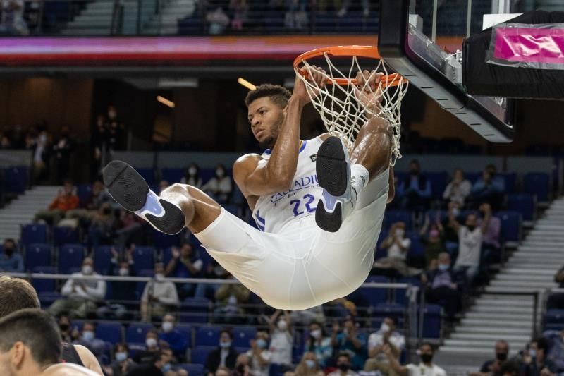 Edy Tavares, Real Madrid, mejor jugador (MVP) de octubre