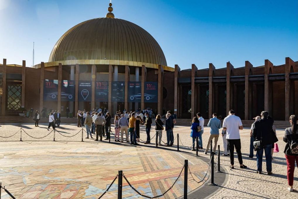 El Salón del Motor de Ocasión de Sevilla acelera y recupera cifras prepandemia