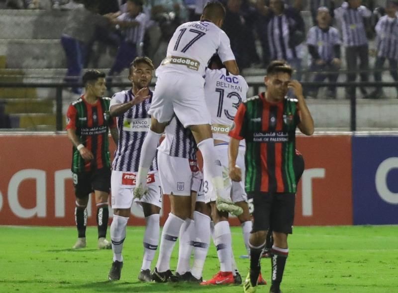 Diez futbolistas de Alianza Lima, aislados por un brote de covid-19