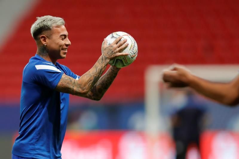 Betis, Cádiz y Elche representan a LaLiga en una convocatoria de Chile con Vargas como gran novedad