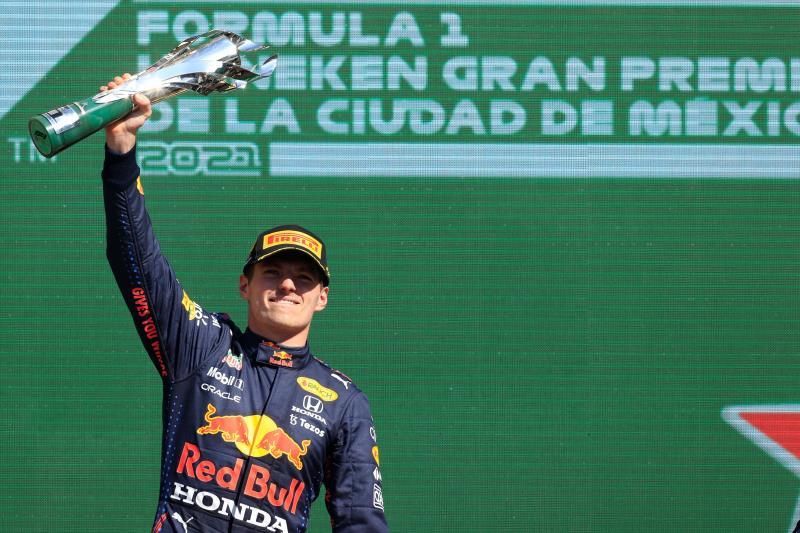 Verstappen gana en México y amplía su liderato en el Mundial