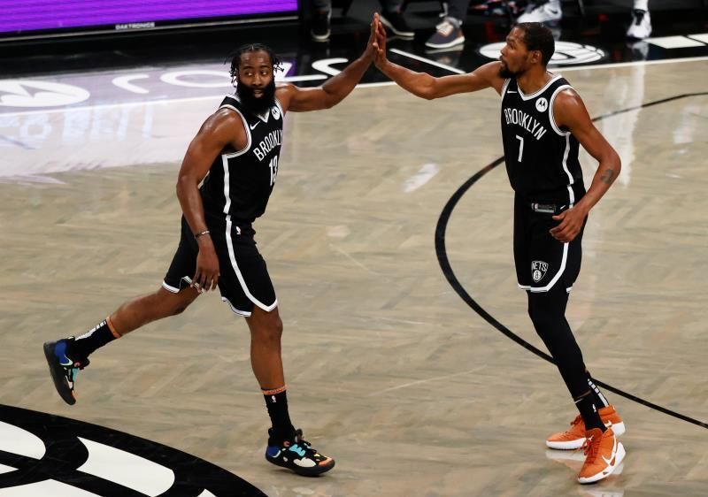 103-116. Durant y Harden combinan 59 puntos en el quinto triunfo de los Nets