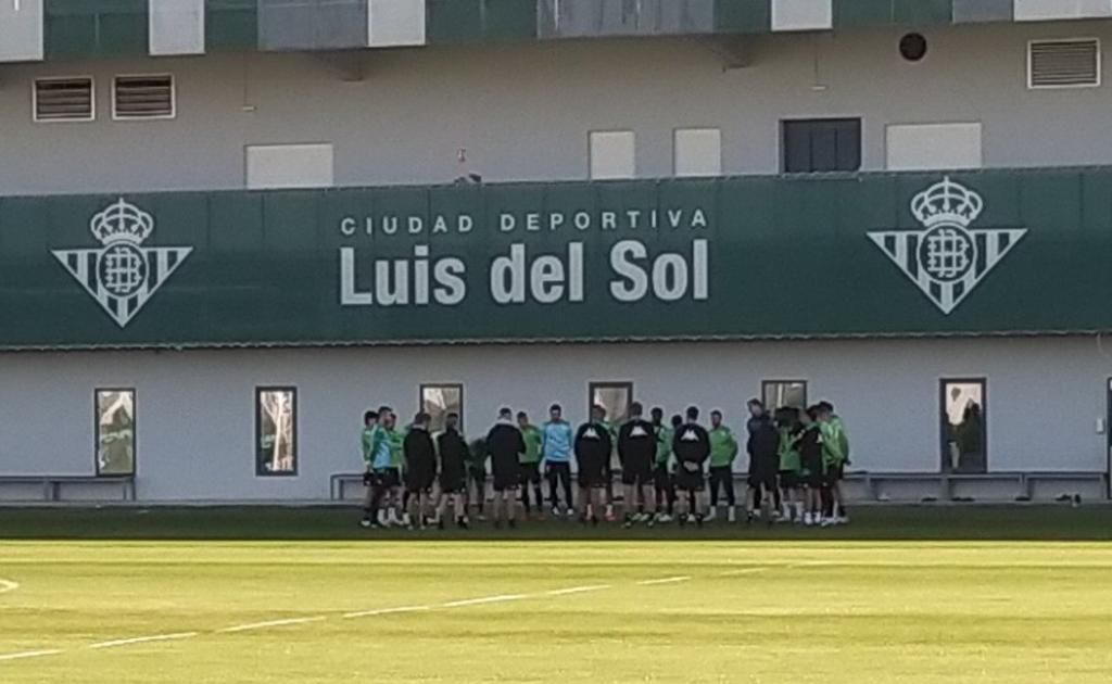 Vuelta al trabajo sin los internacionales ni Bartra