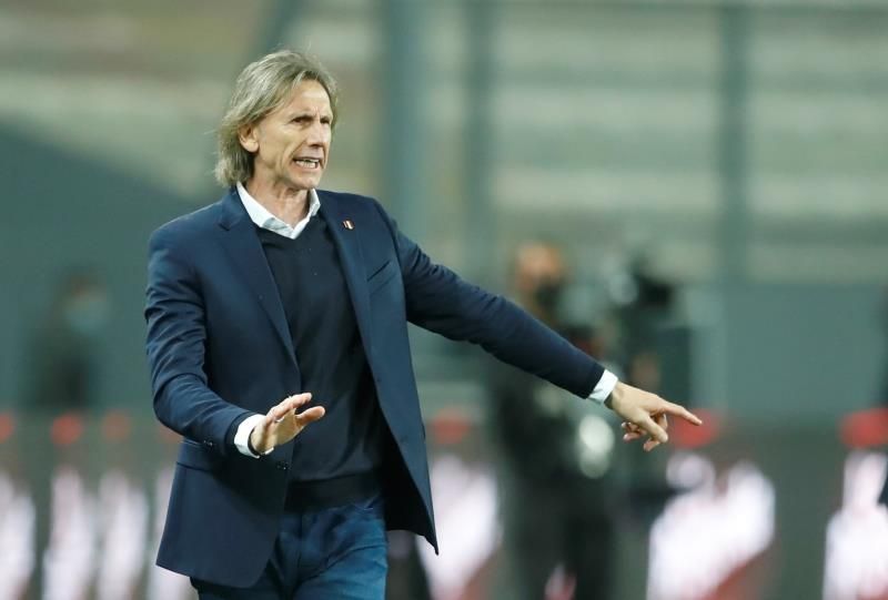 Gareca respeta a Bolivia y afirma que "Perú depende de Perú"