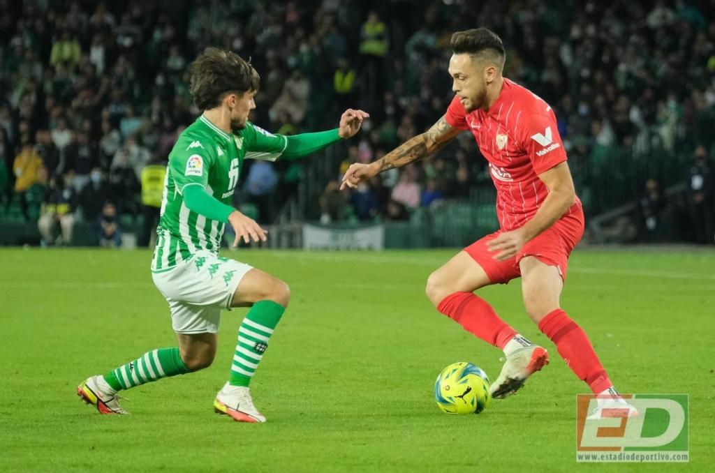 Ocampos habla de su mejora, del derbi, su trago amargo en la Europa League 2020...