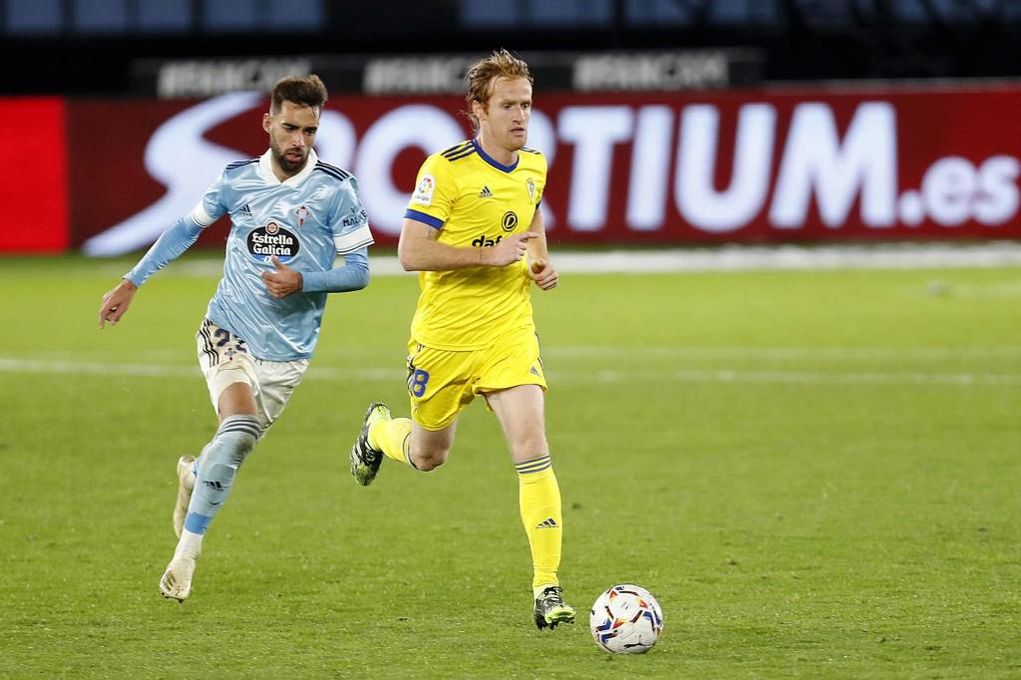 Álex Fernández, pretendido por el Betis, es rotundo con su futuro: "No hay oferta del Cádiz; y sí, he hablado con varios clubes"