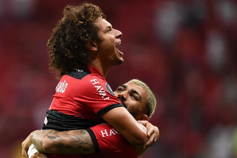 Flamengo vence al Bahía y mantiene la esperanza de alcanzar al líder Mineiro