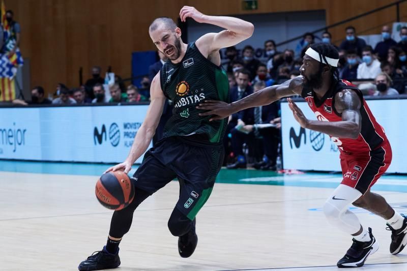84-78. Ante Tomic decide una trabajada victoria del Joventut