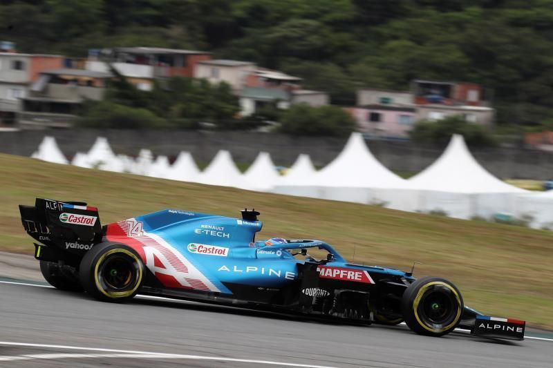 Alonso lideró el libre previo a la calificación sprint en Sao Paulo