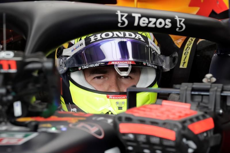 Sergio Pérez: "Lewis (Hamilton) estuvo intocable hoy; mañana ya veremos"
