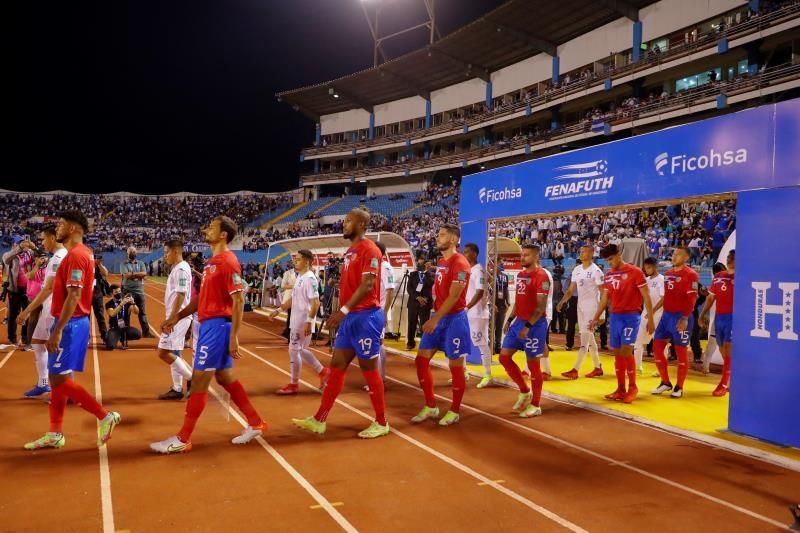 Costa Rica y Honduras se juegan el todo por el todo en la ruta a Catar 2022