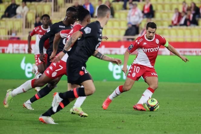 El Lille, rival del Sevilla en Champions, vuelve a hacer aguas y sucumbe al instinto de Ben Yedder