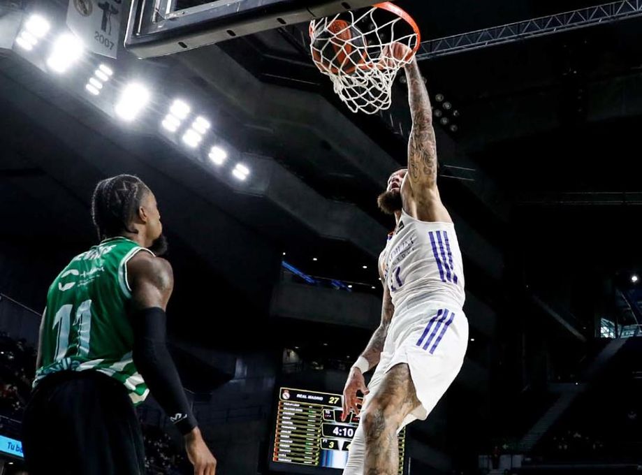 71-48: Tavares fríe al Betis