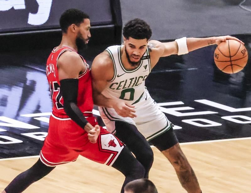 108-90. Tatum, Brown y los Celtics hunden a los Rockets; papel testimonial para Juancho