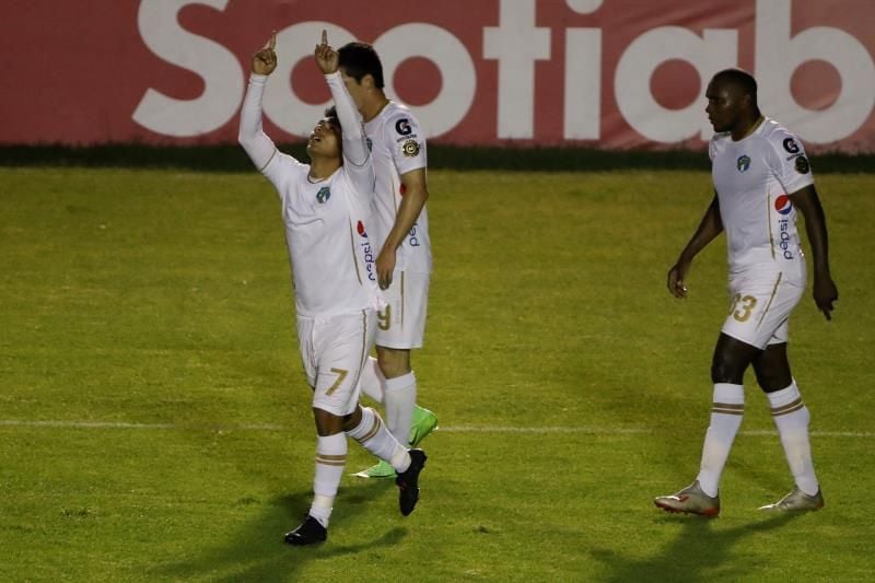 0-1. Comunicaciones saca ventaja ante el Guastatoya con gol de costarricense Lezcano