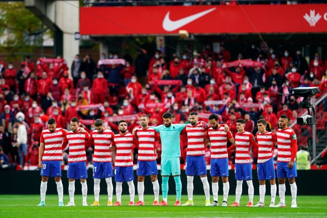 Cuatro apercibidos de sanción en el Granada para el importante tramo que se le avecina