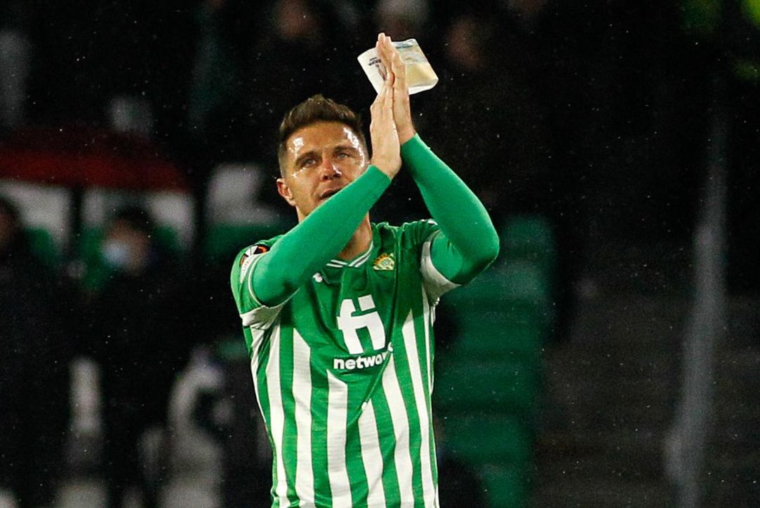 Ceballos, siempre pendiente del Betis, se rinde ante la leyenda de Joaquín