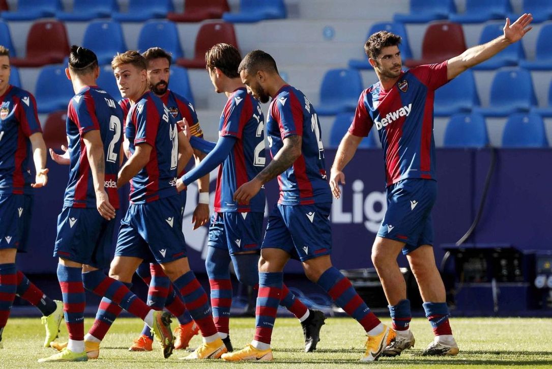 Canterano bético y futbolista del Levante... día especial contra "su" Betis