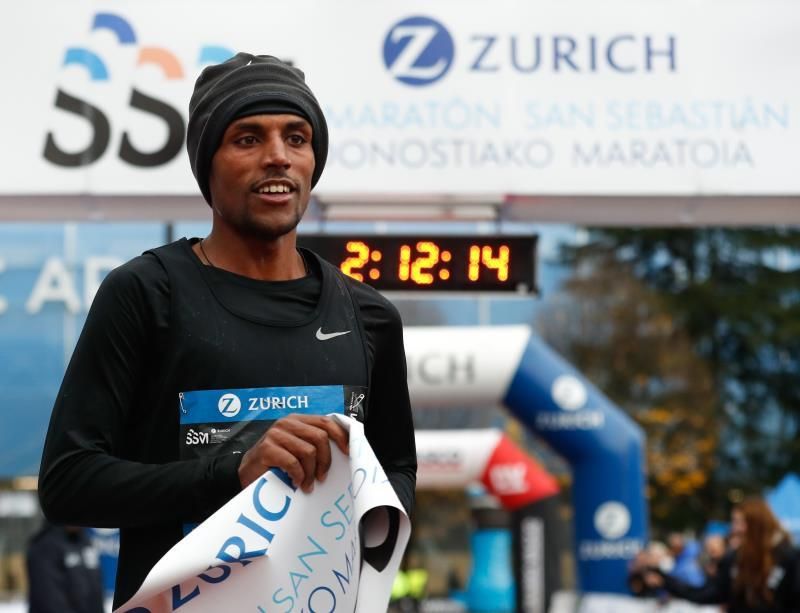El etíope Derseh gana a los favoritos en el maratón de San Sebastián