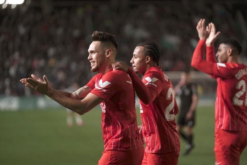 El vestuario del Sevilla hace autocrítica: "Nos faltó paciencia para circular mejor el balón, profundidad y acierto"