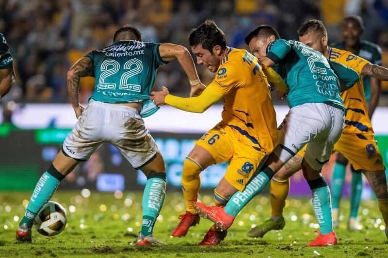El paraguayo Carlos González comanda remontada de Tigres en las semifinales