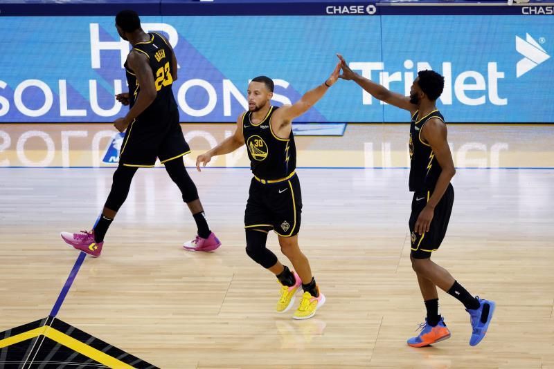 Stephen Curry y Kevin Durant, elegidos jugadores del mes en la NBA