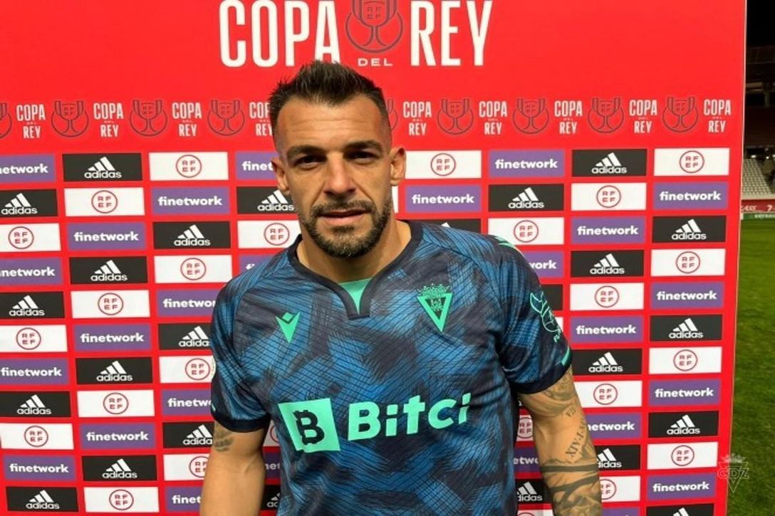 Negredo tras su hat-trick: "Tenía ganas de volver a marcar"