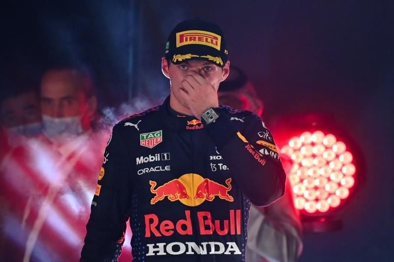 Verstappen: "Yo le quería dejar pasar y él (Hamilton) no me quería adelantar"