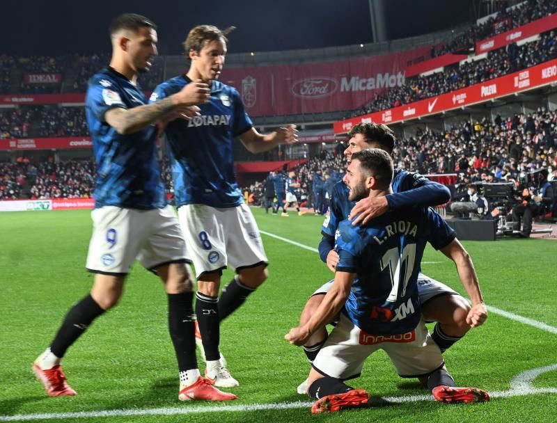 Un jugador del Alavés positivo por covid-19