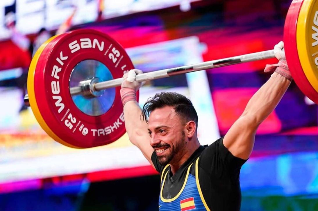 Doble récord nacional y cuarto puesto mundial para el sevillano Brachi