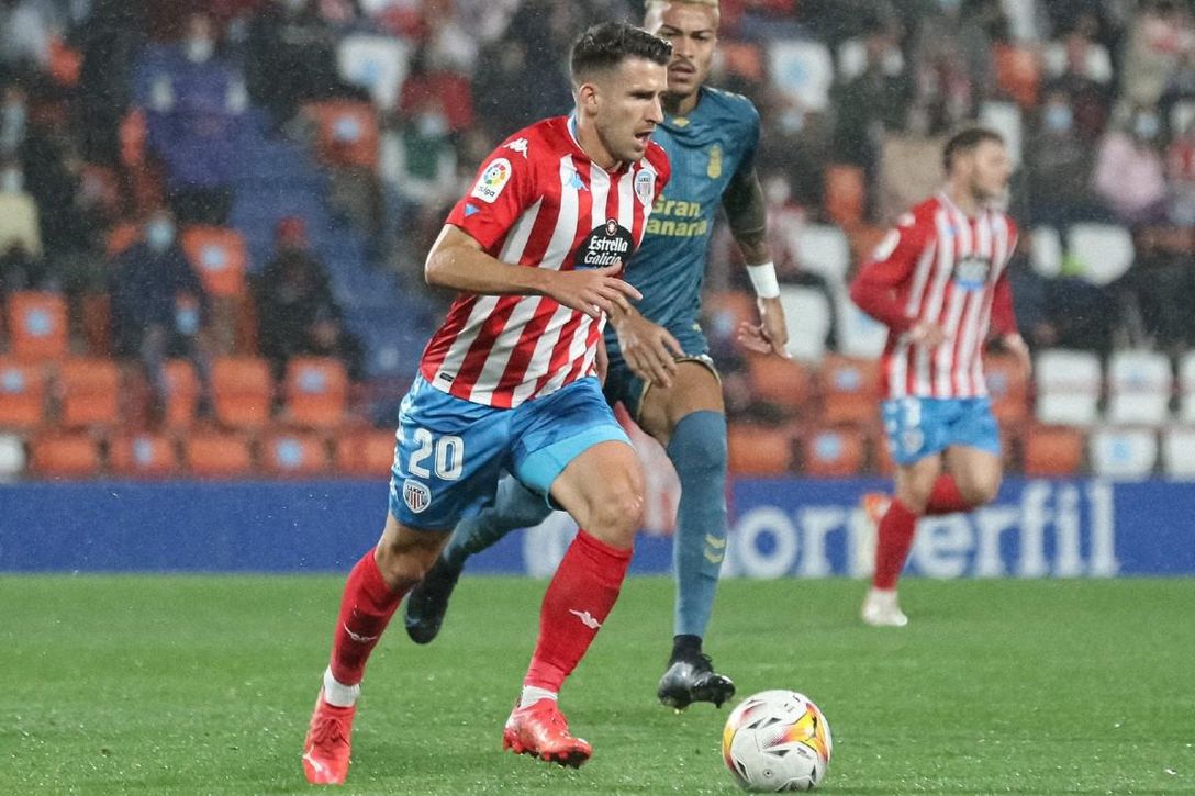 Rubén Albés, contrario a la salida de Gerard Valentín al Granada