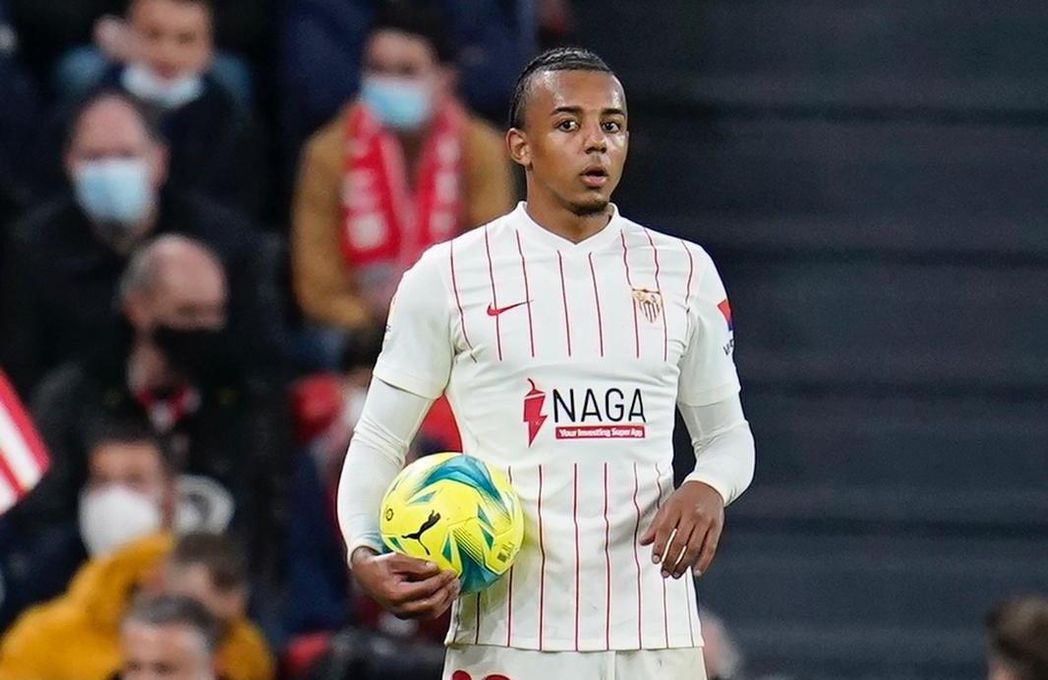 Koundé: "Les regalamos ocasiones y sufrimos, pero seguimos arriba"