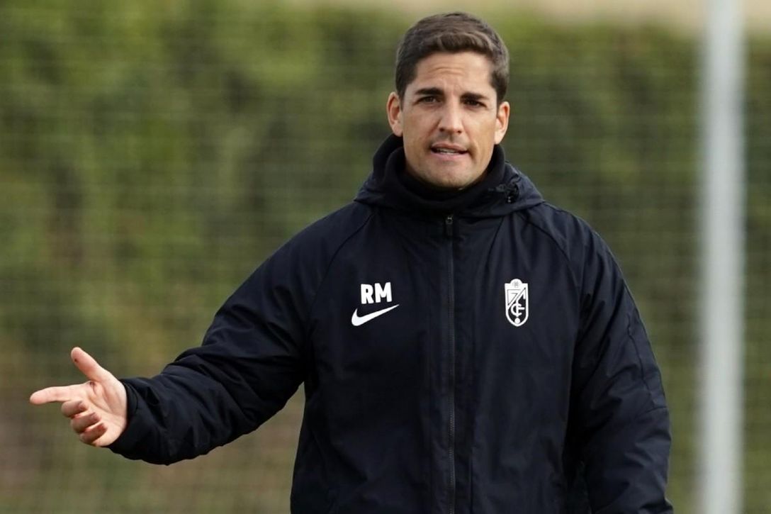 Robert Moreno: el Cádiz, el Granada, el fichaje de Collado...